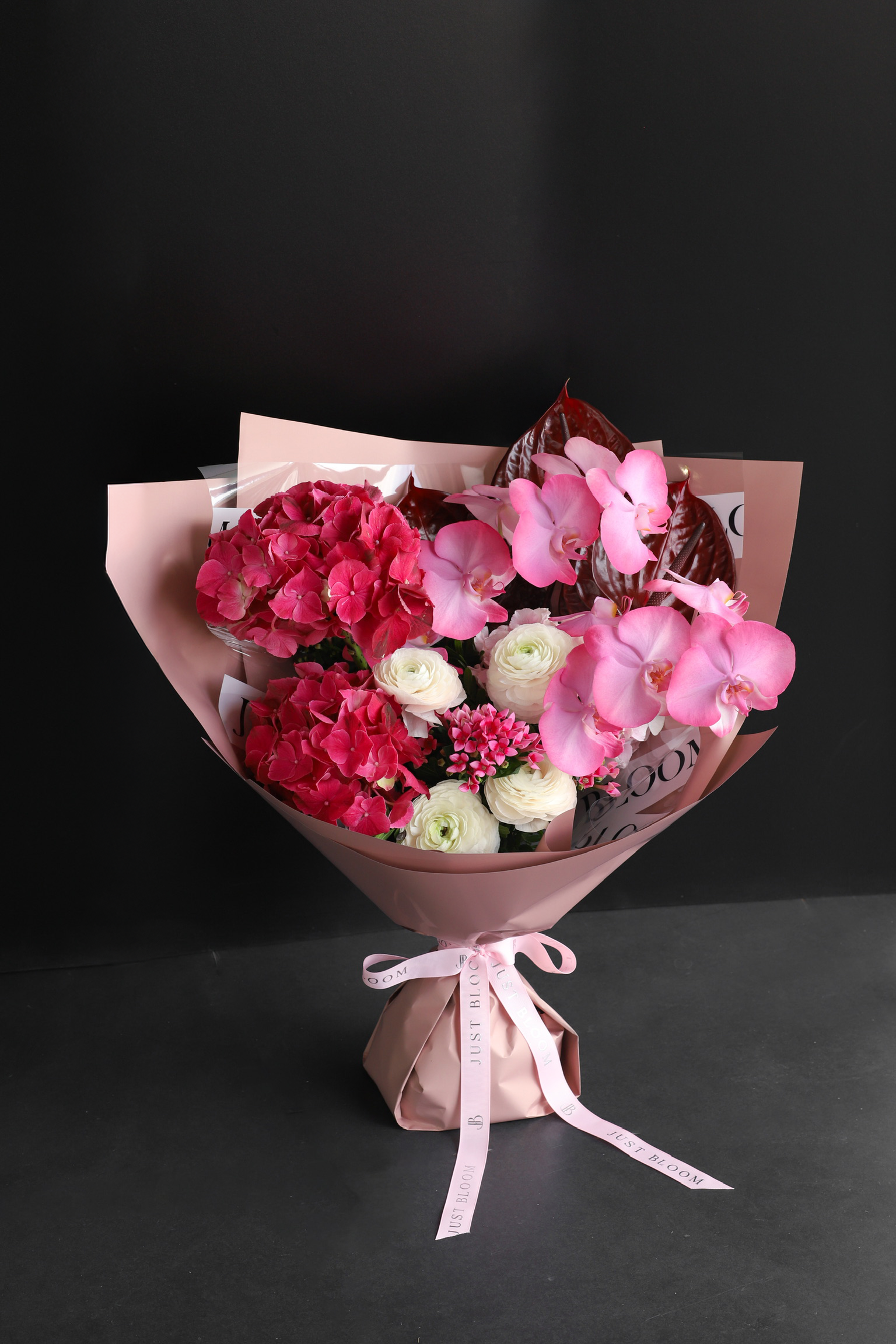 Douceur Soft Pink and White Fresh Flower Bouquet with Sculptural Blooms — Just Bloom Hong Kong