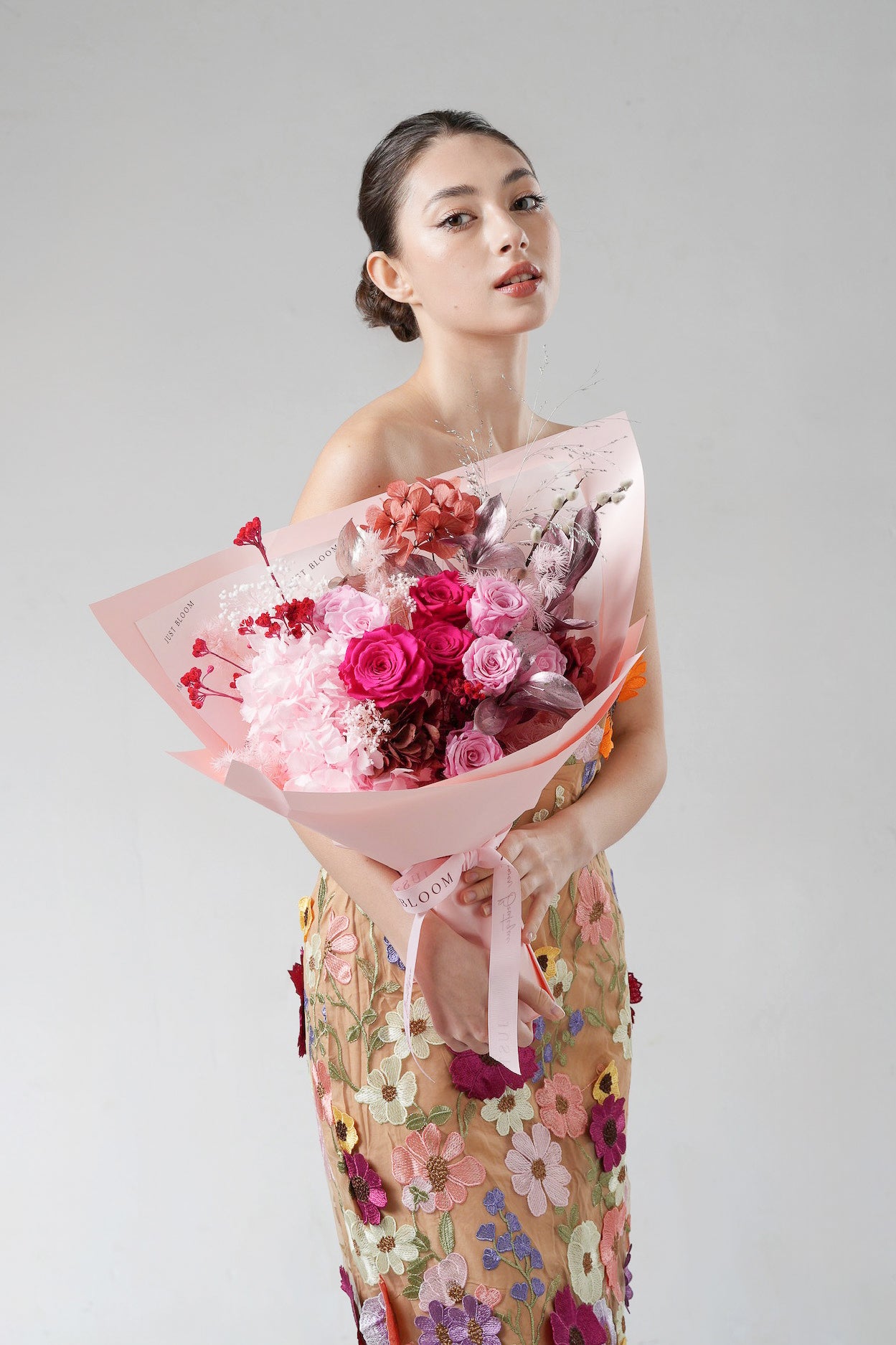 Endless Thanks - A preserved flower bouquet for Mother’s Day 2025 featuring pink roses, hydrangeas, red accents, and silver foliage. A lasting tribute to love and gratitude. Available for delivery in Hong Kong by Just Bloom.
