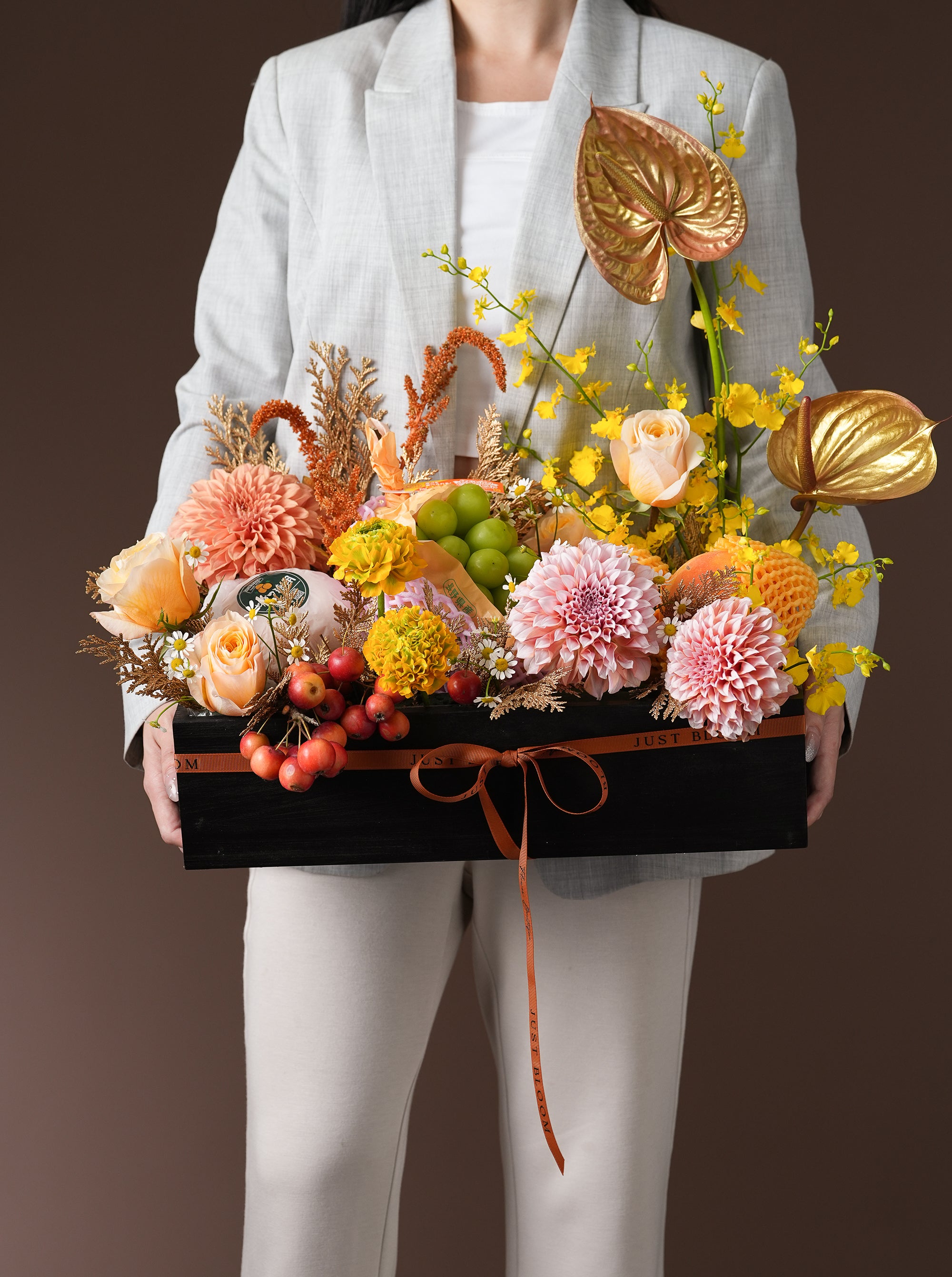 Golden Harvest Mid-Autumn edition detail with golden flowers, fresh fruits, and festive accents
Golden Harvest
