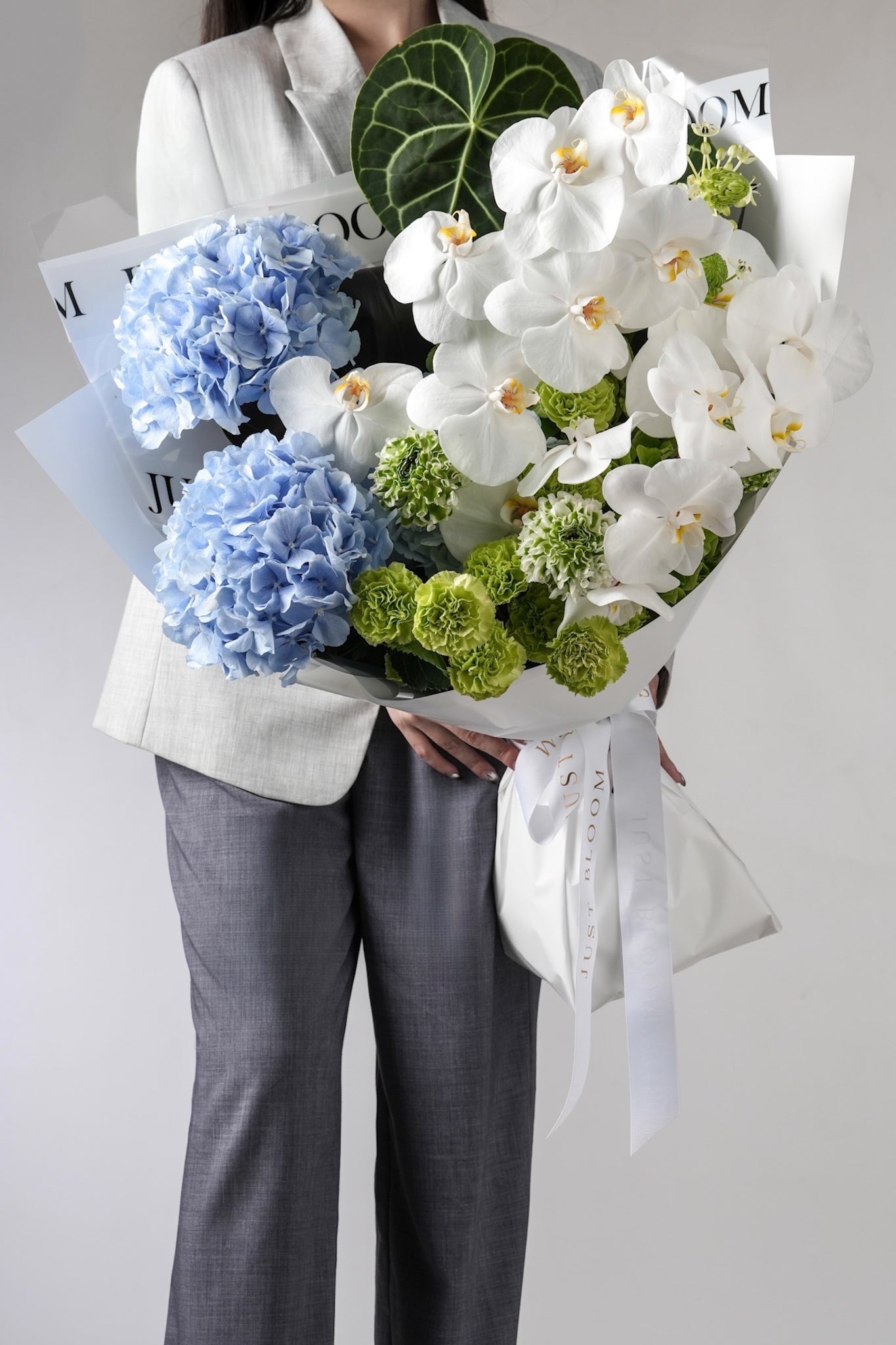 Jace blue hydrangea white orchid fresh bouquet gender neutral Hong Kong Just Bloom HK