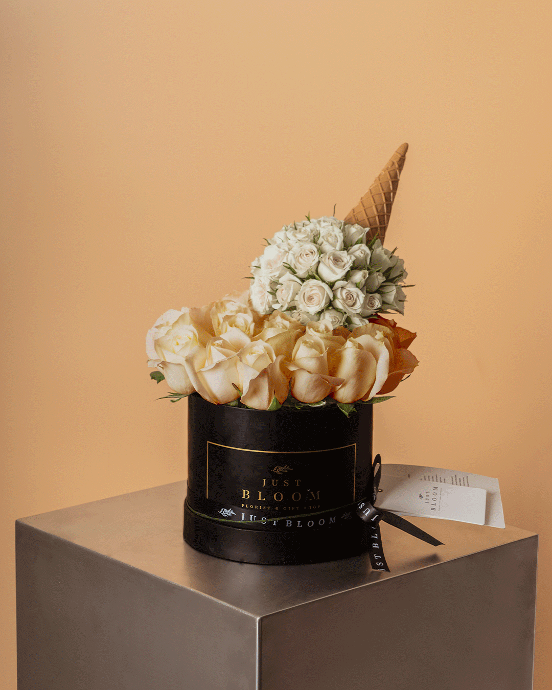 La Glace – Ice Cream-Inspired Flower Box with Roses｜Just Bloom