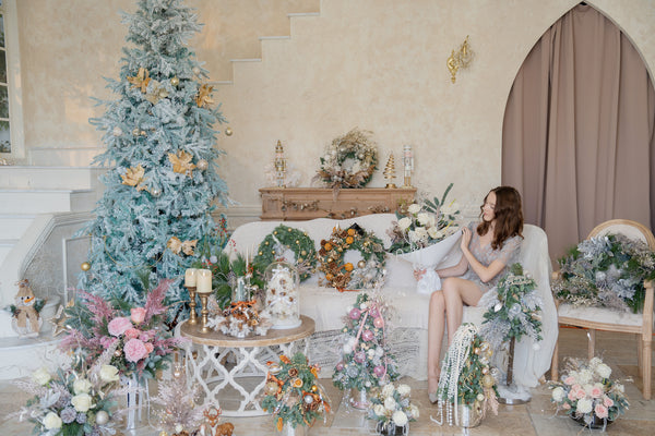 Christmas in Full Bloom, Elegantly Unveiled — Spend the Holidays with Just Bloom!