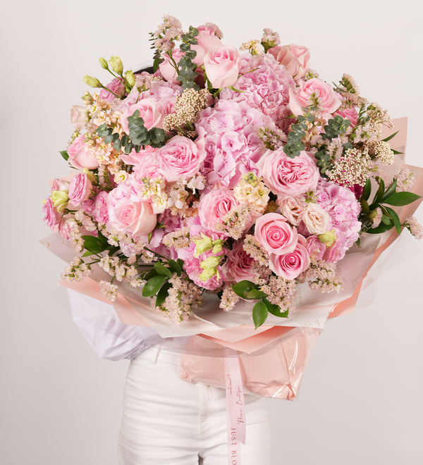 Exquisite FQ.116 Saylor Bouquet | Pink Garden Roses, Hydrangeas, and More | Just Bloom Hong Kong Florist