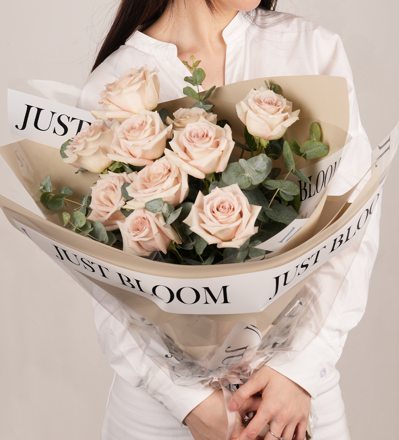 A Simple Rose Bouquet