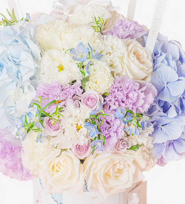 Just bloom × Hong Kong Florist: Exquisite Dome Flower Box, premium Ecuadorian roses, Dutch eustomas, spray roses, and fillers