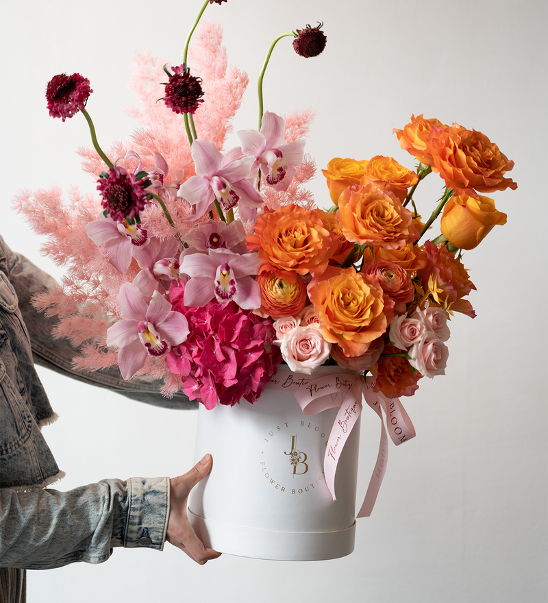 Gentle flower box by Just bloom × Hong Kong Florist, romantic and enchanting