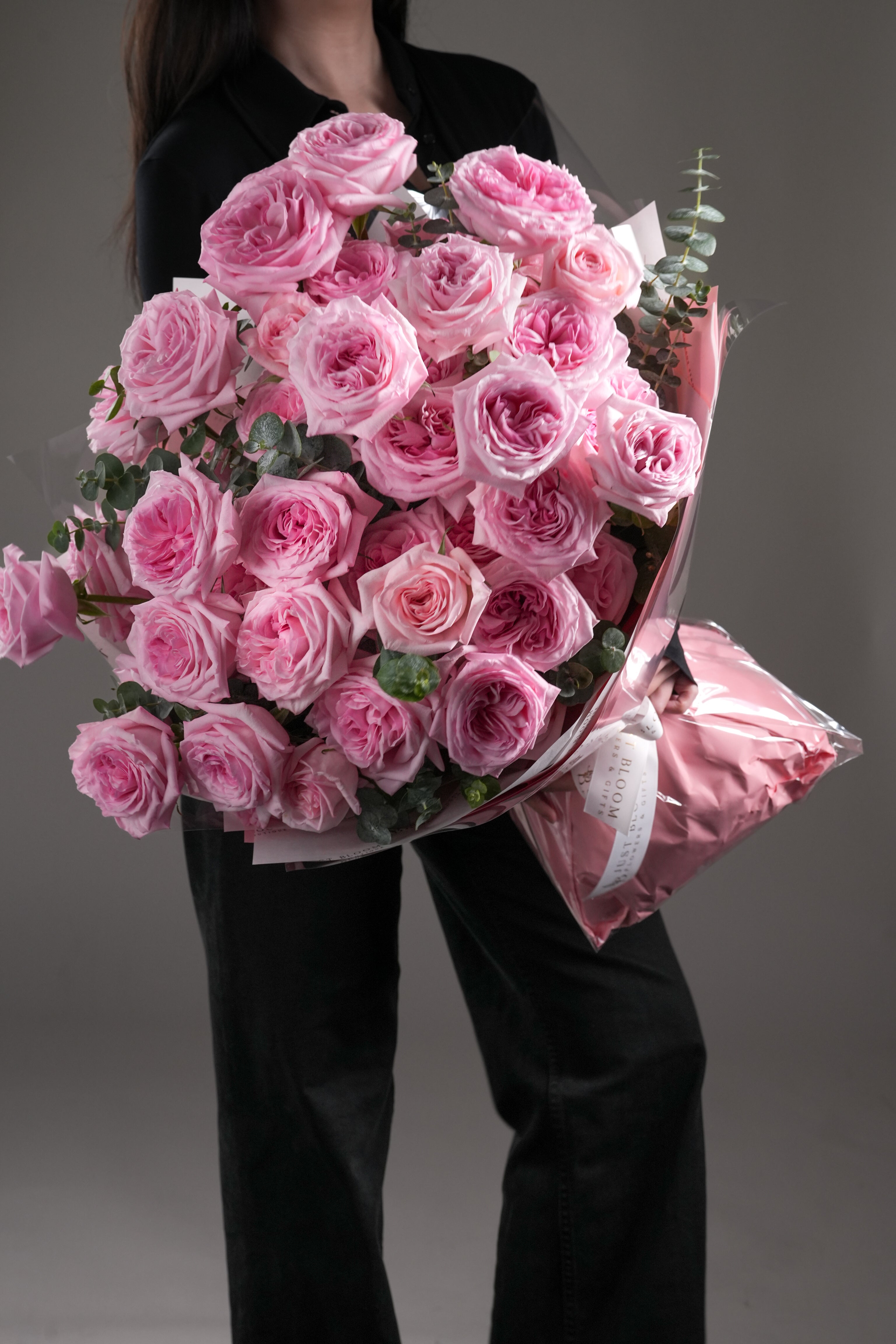 Jay premium pink garden rose bouquet fragrant Ecuador roses Hong Kong Just Bloom HK