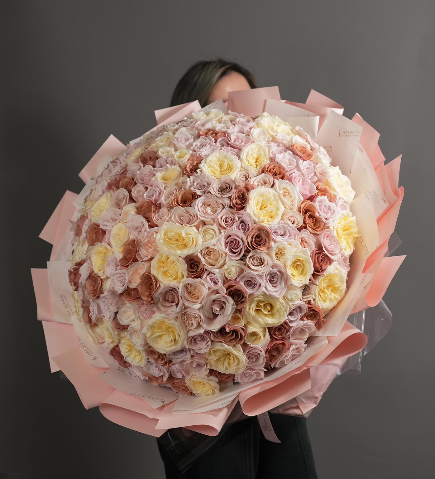 Jimena premium Ecuador rose luxury bouquet white pink earthy tones Hong Kong Just Bloom HK