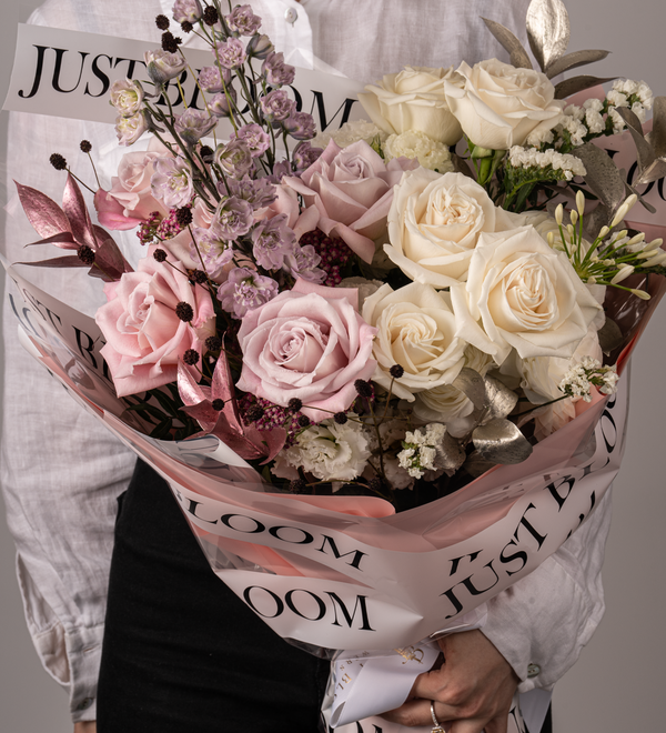 Just Bloom Exquisite Light Purple and Light Pink Bouquet - Premium Ecuadorian Roses and Dutch Flower Fillers
