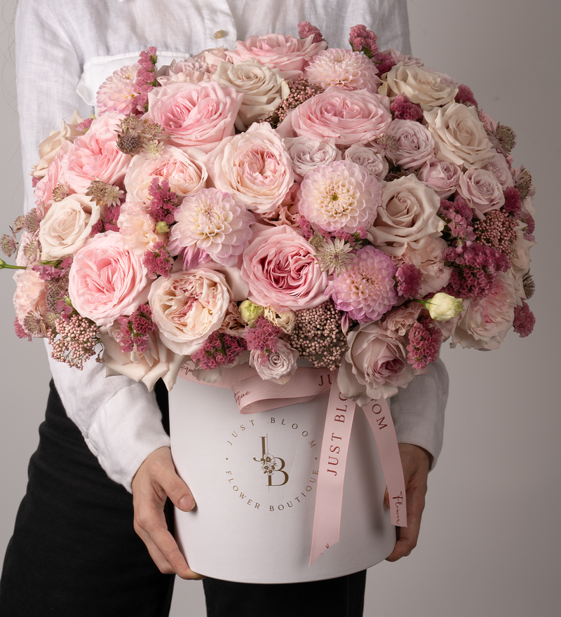 Just Bloom Stunning Flower Box - Premium Ecuadorian Roses, Garden Roses, Rice Flowers, Dahlias, Astrantias, and Eustomas in Enchanting Pink