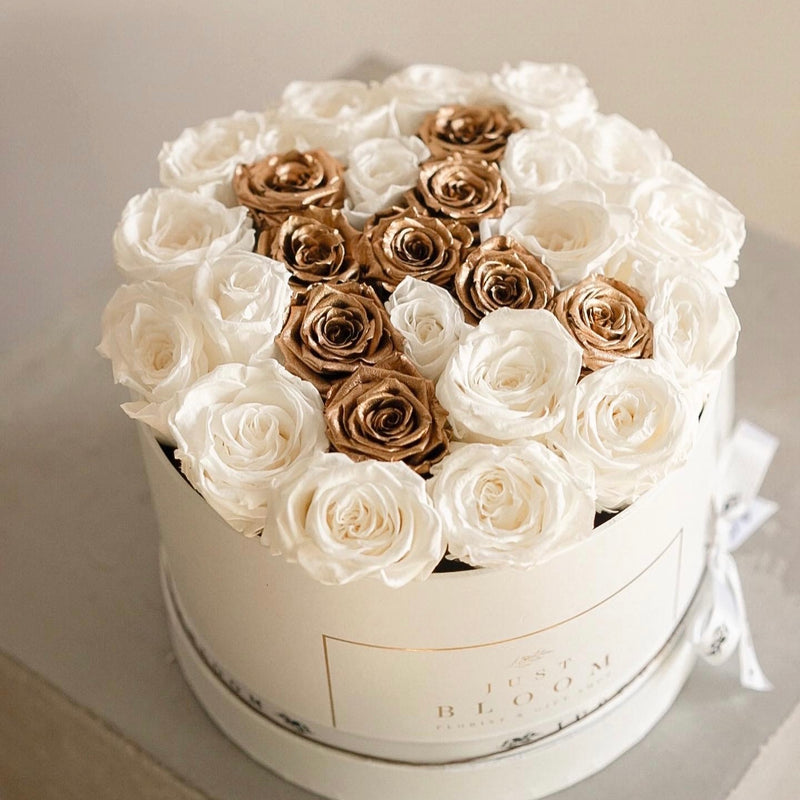 Bespoke English-letter preserved rose box